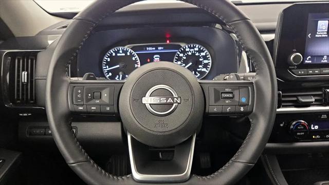 2025 Nissan Pathfinder SV FWD