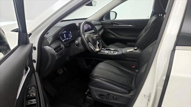 2023 INFINITI QX60 LUXE AWD