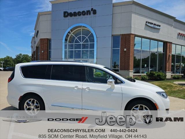 2019 Chrysler Pacifica Limited for sale in Mayfield Village, OH