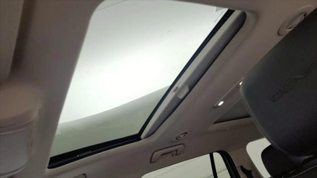 2022 GMC Acadia AWD Denali