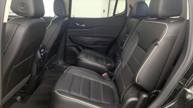 2022 GMC Acadia AWD Denali