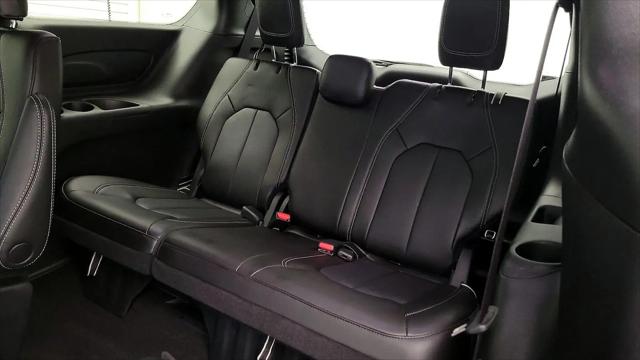 2023 Chrysler Pacifica Touring L AWD