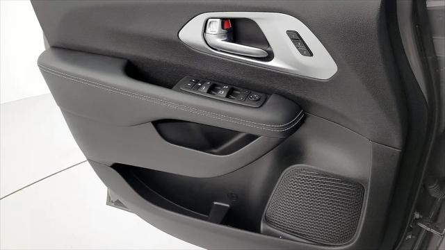 2023 Chrysler Pacifica Touring L AWD
