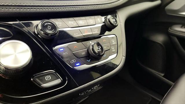 2023 Chrysler Pacifica Touring L AWD