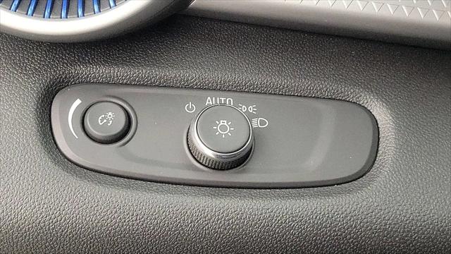 2024 Chevrolet Trax FWD SP