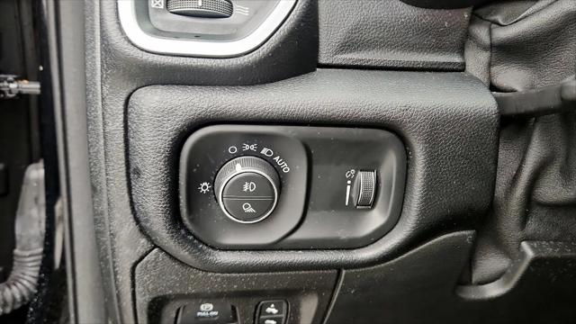 2021 Ram 1500 Big Horn Crew Cab 4x4 5'7" Box