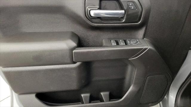 2023 Chevrolet Silverado 1500 4WD Crew Cab Short Bed Custom Trail Boss