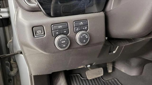 2023 Chevrolet Silverado 1500 4WD Crew Cab Short Bed LT with 2FL