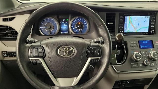 2018 Toyota Sienna XLE 8 Passenger