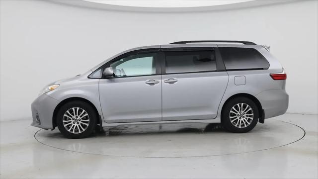 2018 Toyota Sienna XLE 8 Passenger