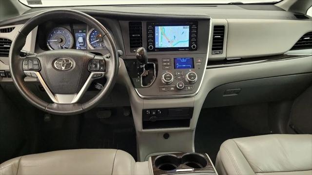 2018 Toyota Sienna XLE 8 Passenger