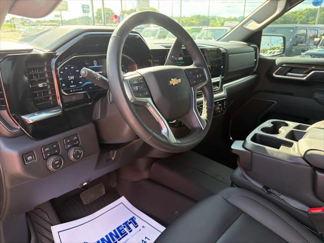 2025 Chevrolet Silverado 1500 4WD Crew Cab Standard Bed LT