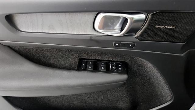 2022 Volvo XC40 T5 Inscription