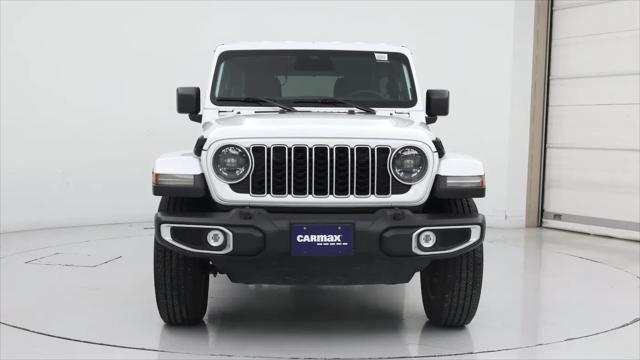2025 Jeep Wrangler 4-Door Sahara 4x4