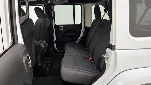 2025 Jeep Wrangler 4-Door Sahara 4x4