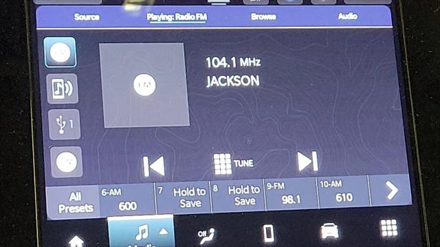 2023 Jeep Grand Cherokee L Laredo X 4x2