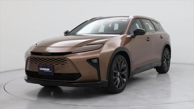 2025 Toyota Crown Signia Limited