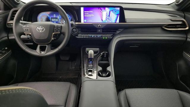 2025 Toyota Crown Signia Limited