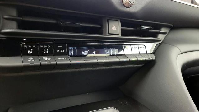 2025 Toyota Crown Signia Limited