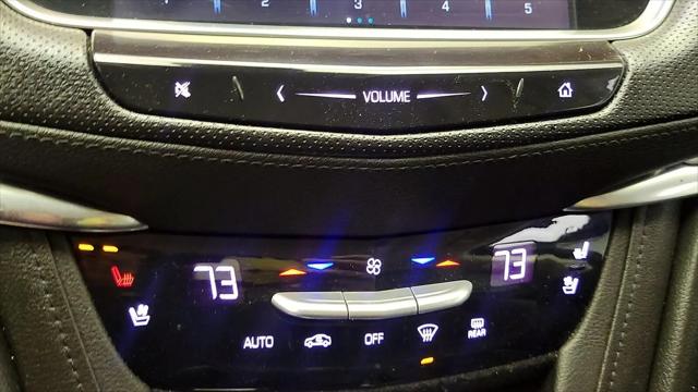 2018 Cadillac XT5 Premium Luxury