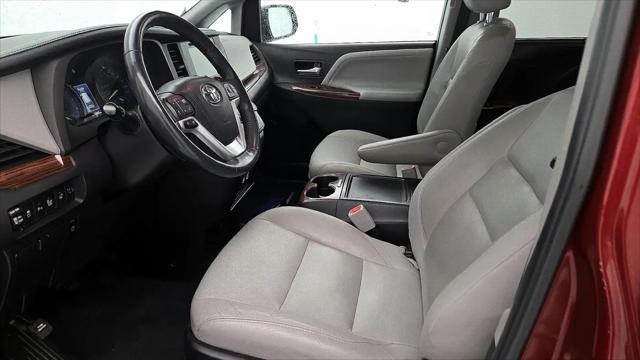 2017 Toyota Sienna Limited 7 Passenger