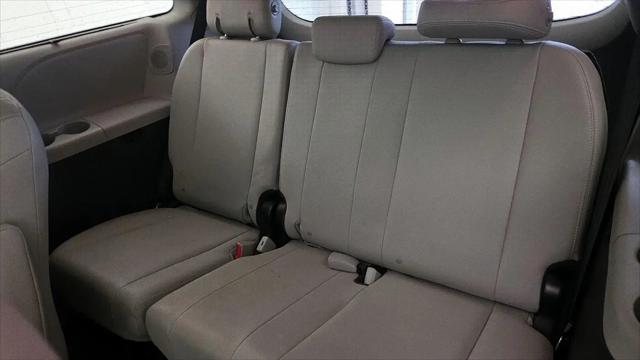 2017 Toyota Sienna Limited 7 Passenger