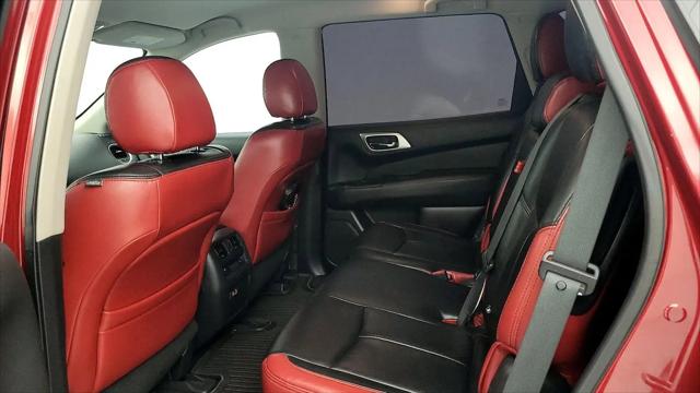 2019 Nissan Pathfinder SV
