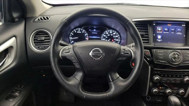 2019 Nissan Pathfinder SV
