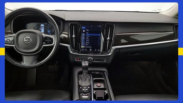 2018 Volvo S90 T5 Momentum