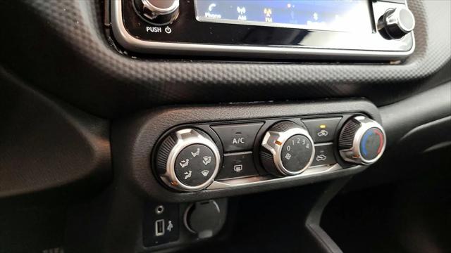 2021 Nissan Kicks S Xtronic CVT