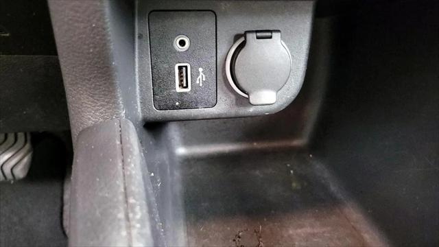 2021 Nissan Kicks S Xtronic CVT