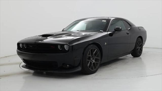 2017 Dodge Challenger 392 Hemi Scat Pack Shaker