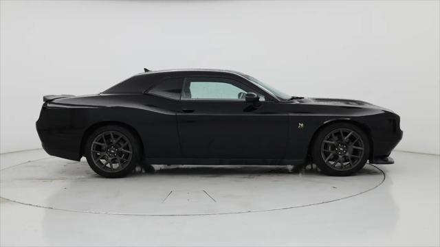 2017 Dodge Challenger 392 Hemi Scat Pack Shaker