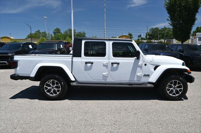 2026 Jeep Gladiator Sport S