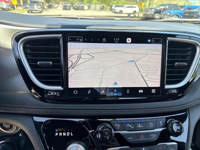 2024 Chrysler Pacifica Pinnacle