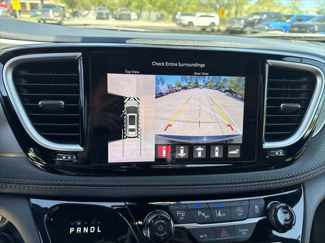 2024 Chrysler Pacifica Pinnacle