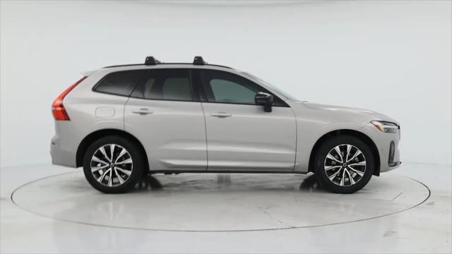 2023 Volvo XC60 B5 Plus Dark Theme