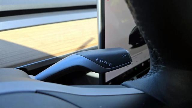2024 Tesla Model Y Performance Dual Motor All-Wheel Drive