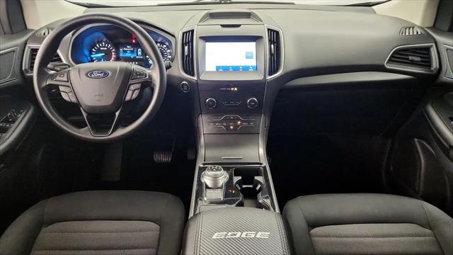 2020 Ford Edge SE