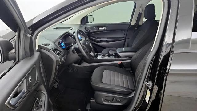 2020 Ford Edge SE