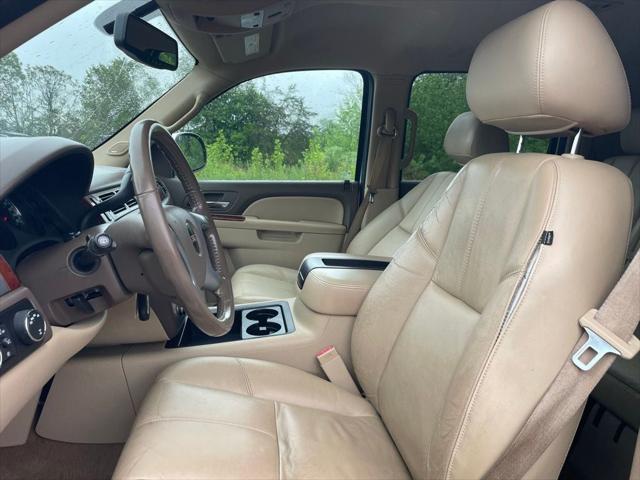 2011 GMC Yukon XL 1500 SLT 2011 GMC Yukon XL 1500 SLT
