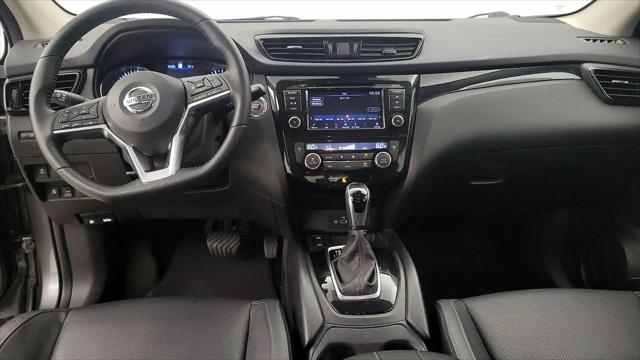 2022 Nissan Rogue Sport SL AWD Xtronic CVT