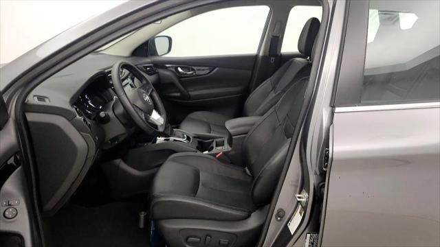 2022 Nissan Rogue Sport SL AWD Xtronic CVT