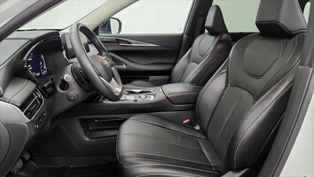 2023 INFINITI QX60 LUXE AWD