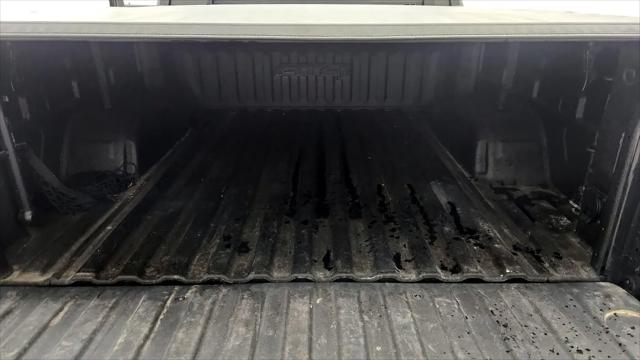 2022 GMC Sierra 1500 Limited 4WD Crew Cab Short Box AT4