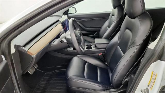 2021 Tesla Model 3 Standard Range Plus Rear-Wheel Drive