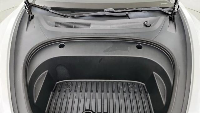 2021 Tesla Model 3 Standard Range Plus Rear-Wheel Drive
