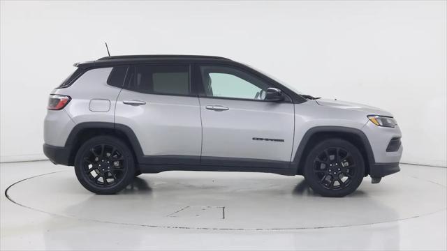 2022 Jeep Compass Altitude FWD