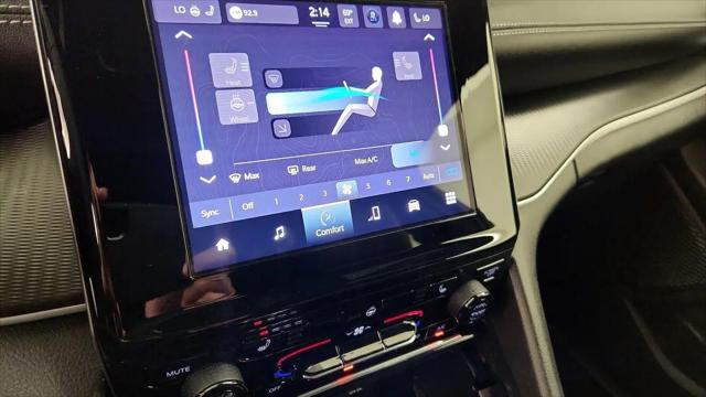 2025 Jeep Grand Cherokee Altitude X 4x2
