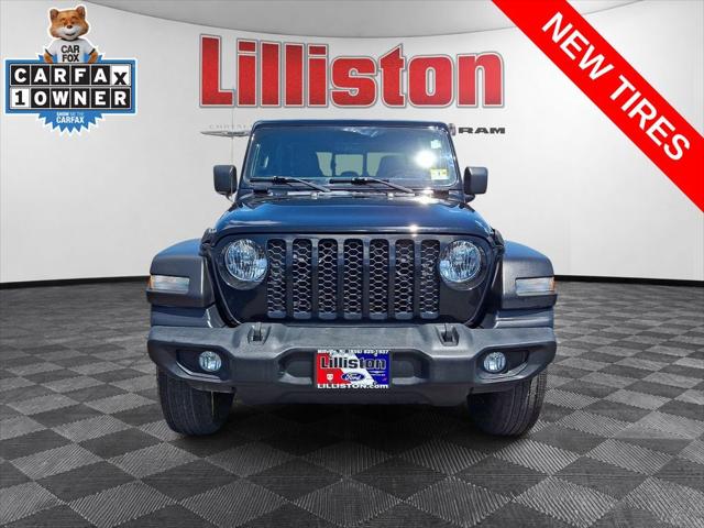 2021 Jeep Gladiator Sport 4x4 2021 Jeep Gladiator Sport 4x4